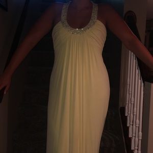 Like New Beautiful Yellow Floor Length Formal Gown